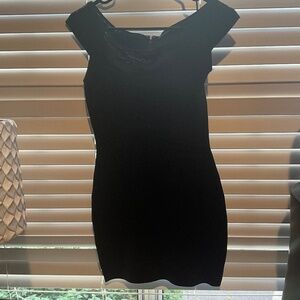 GORGEOUS GUESS COCKTAIL DRESS